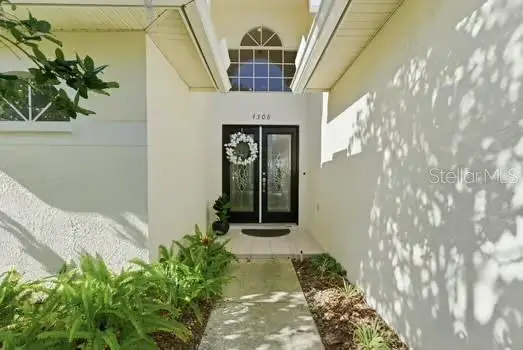 4308 Avenue Cannes, Lutz, FL 33558 - #2