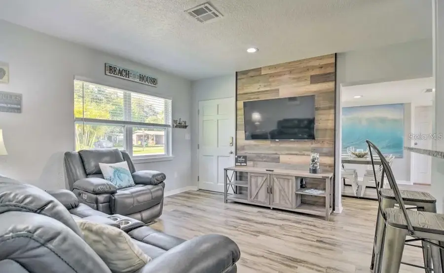 10569 86th Avenue, Seminole, FL 33772 - #2