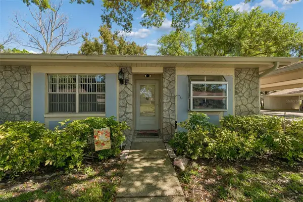 2231 Lark Circle E #F, PALM HARBOR, FL 34684