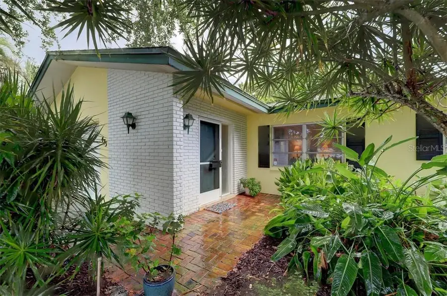 473 Lewis Boulevard Se, Saint Petersburg, FL 33705 - #2