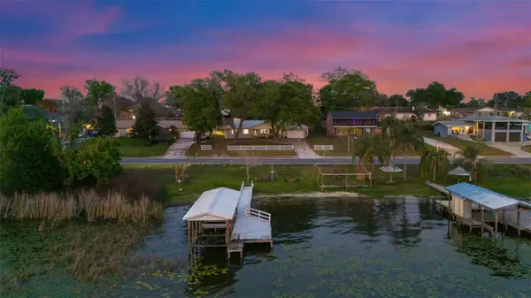 1222 Lake Ariana Boulevard, AUBURNDALE, FL 33823