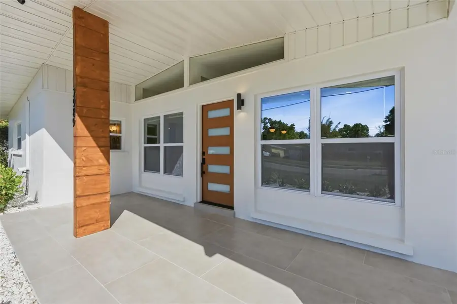 2989 Greenbriar Street, Sarasota, FL 34237 - #3