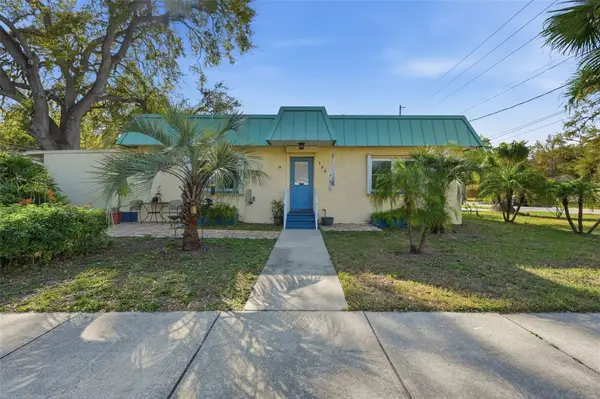 155 6th Street Ne, LARGO, FL 33770