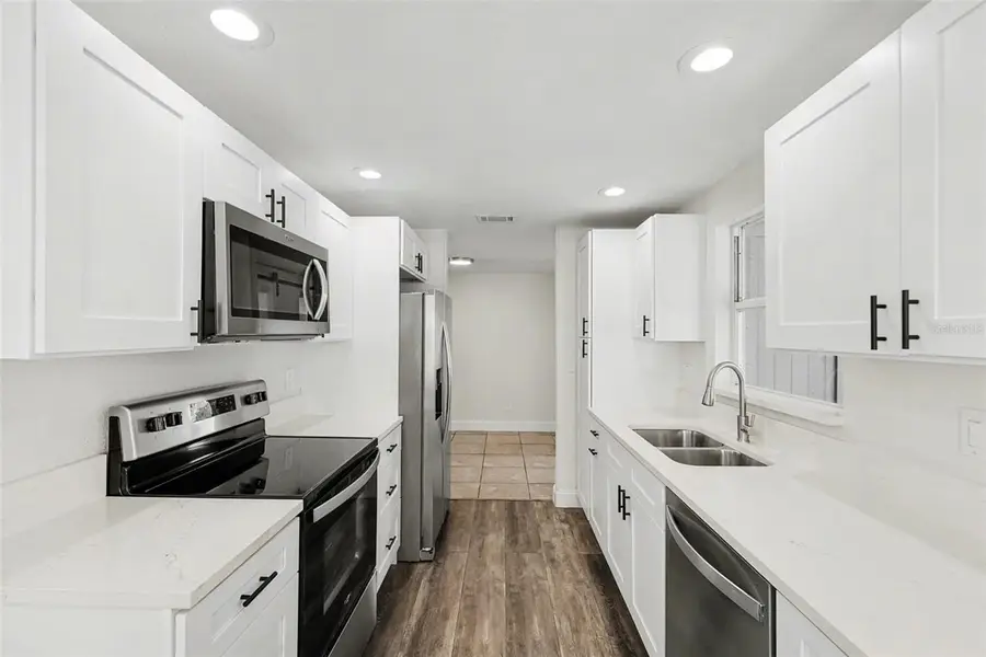 8907 Leeward Drive, Tampa, FL 33634 - #2