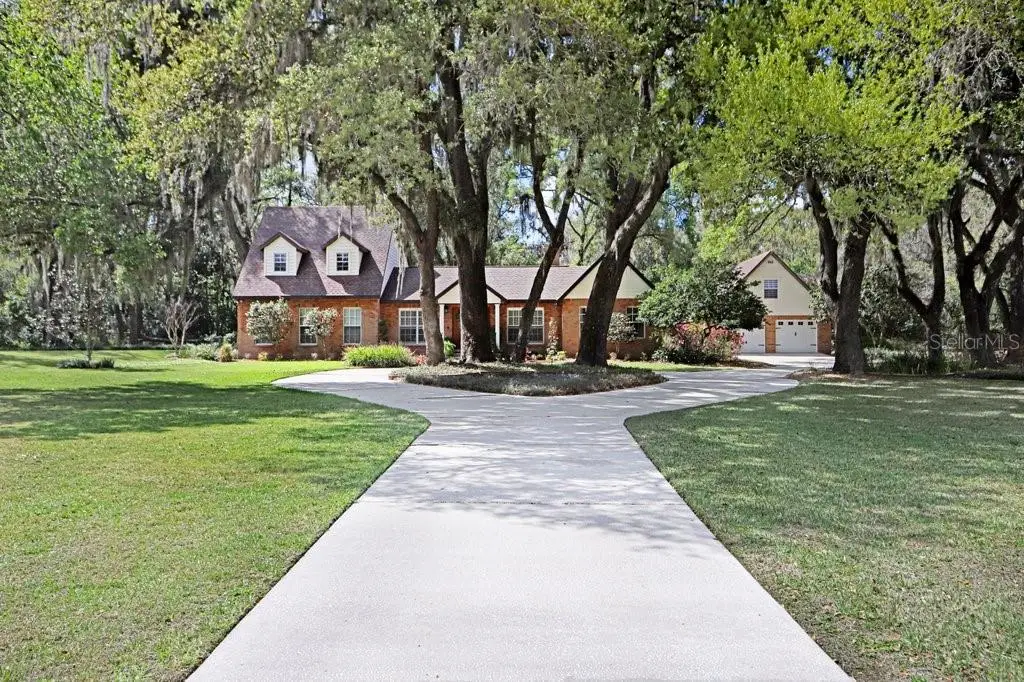 36805 Waterfall Drive, Dade City, FL 33525 - #1