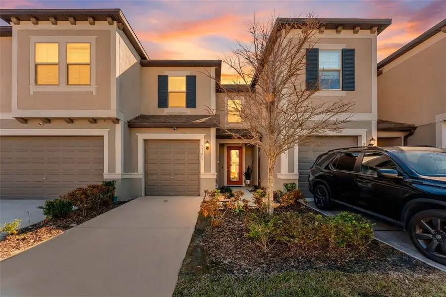 31607 Blue Passing Loop, Wesley Chapel, FL 33545 - #2