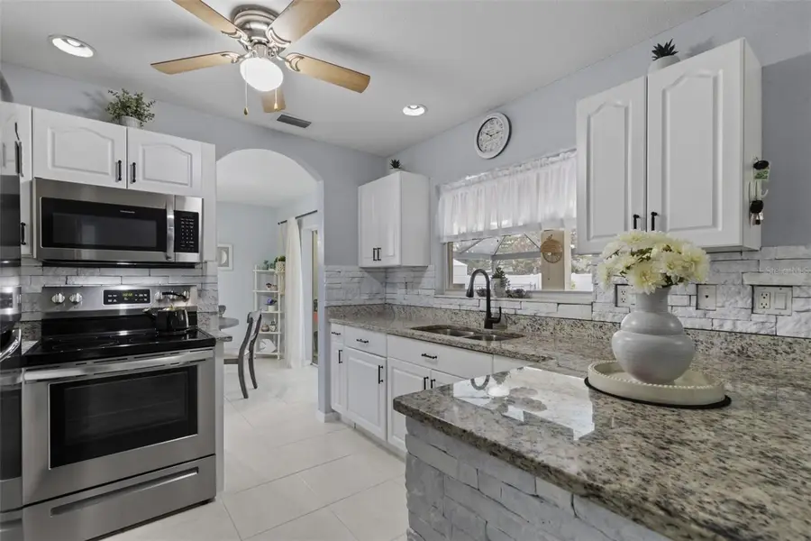 303 NE 13th Avenue, Cape Coral, FL 33909 - #3