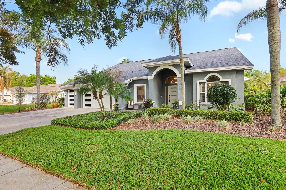 5208 Laurel Pointe Drive, Valrico, FL 33596 - #1