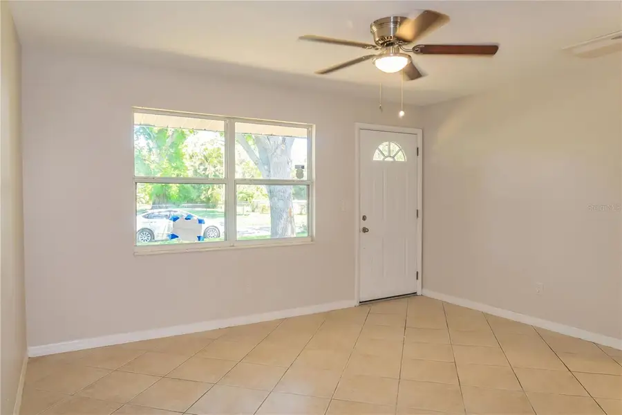 5460 40th Avenue N, Saint Petersburg, FL 33709 - #2