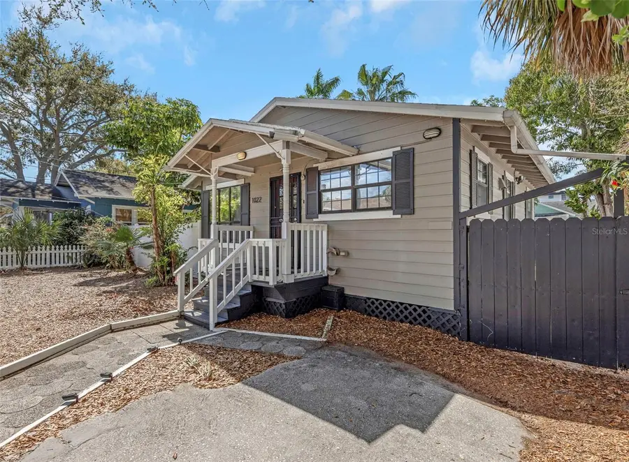 1022 8th Street N, Saint Petersburg, FL 33701 - #2