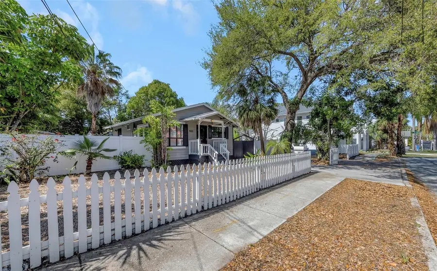 1022 8th Street N, Saint Petersburg, FL 33701 - #3