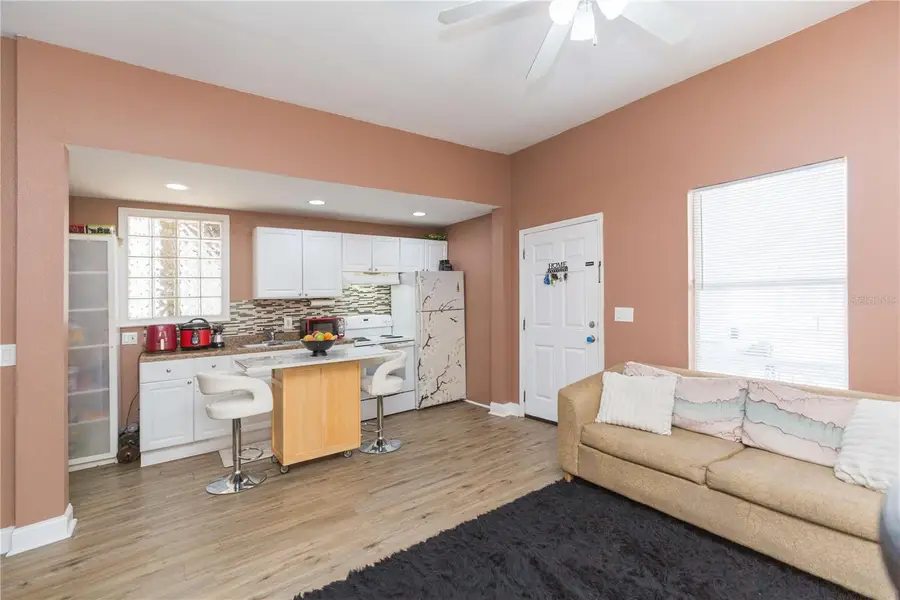 2322 W Cherry Street, Tampa, FL 33607 - #3