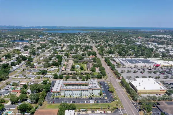 801 83rd Avenue N #107, ST PETERSBURG, FL 33702