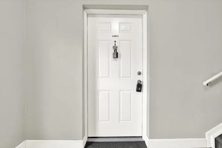 9130 Tudor Drive #M105, Tampa, FL 33615 - #3