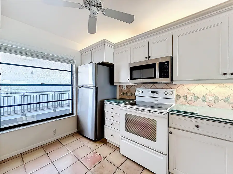 6211 Sun Boulevard #211, Tierra Verde, FL 33715 - #3