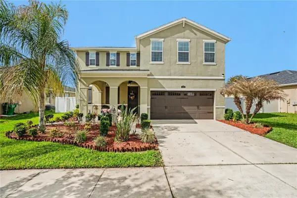 5465 Suncatcher Drive, WESLEY CHAPEL, FL 33545