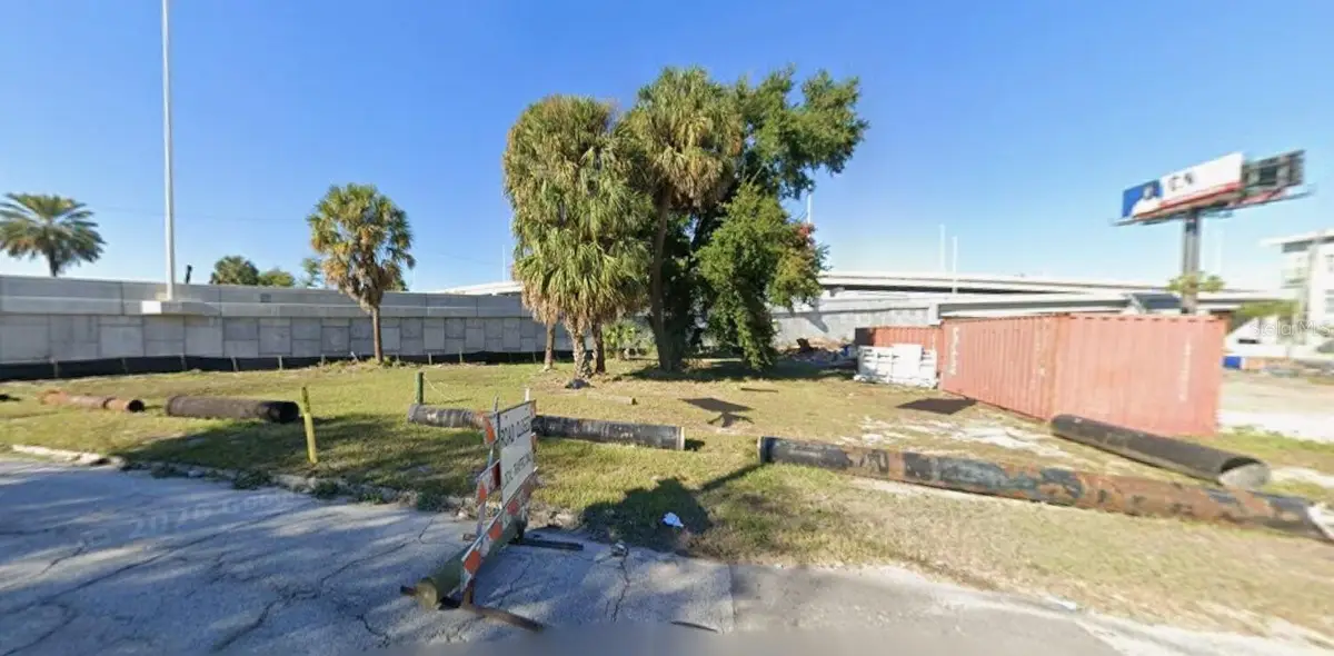 702 E Ross Avenue, Tampa, FL 33602 - #1