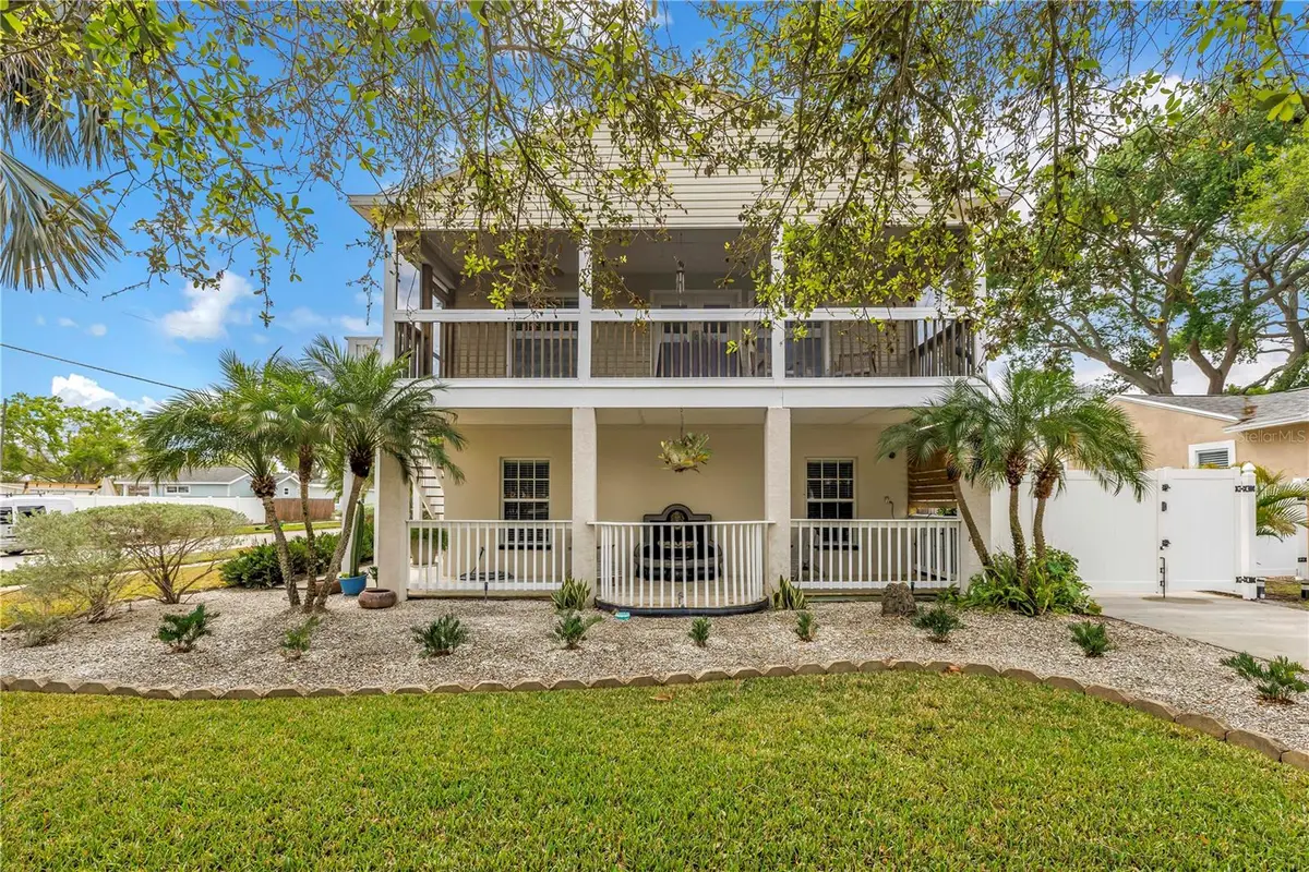 786 59th Avenue Ne, Saint Petersburg, FL 33703 - #1