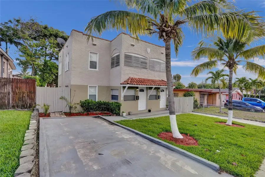 924 Mcintosh Street, West Palm Beach, FL 33405 - #3