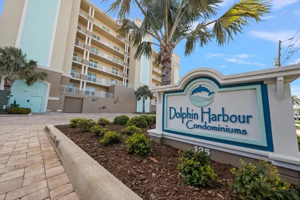 125 Island Way #402, CLEARWATER BEACH, FL 33767