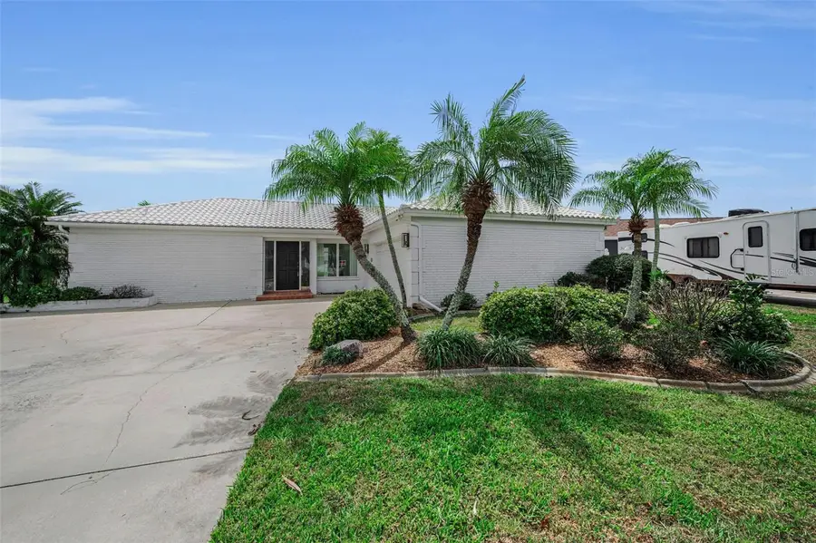 11566 47th Avenue N, Saint Petersburg, FL 33708 - #2