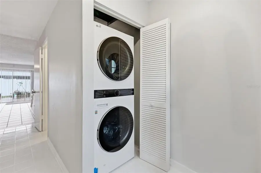 16143 Rambling Vine Drive E, Tampa, FL 33624 - #3