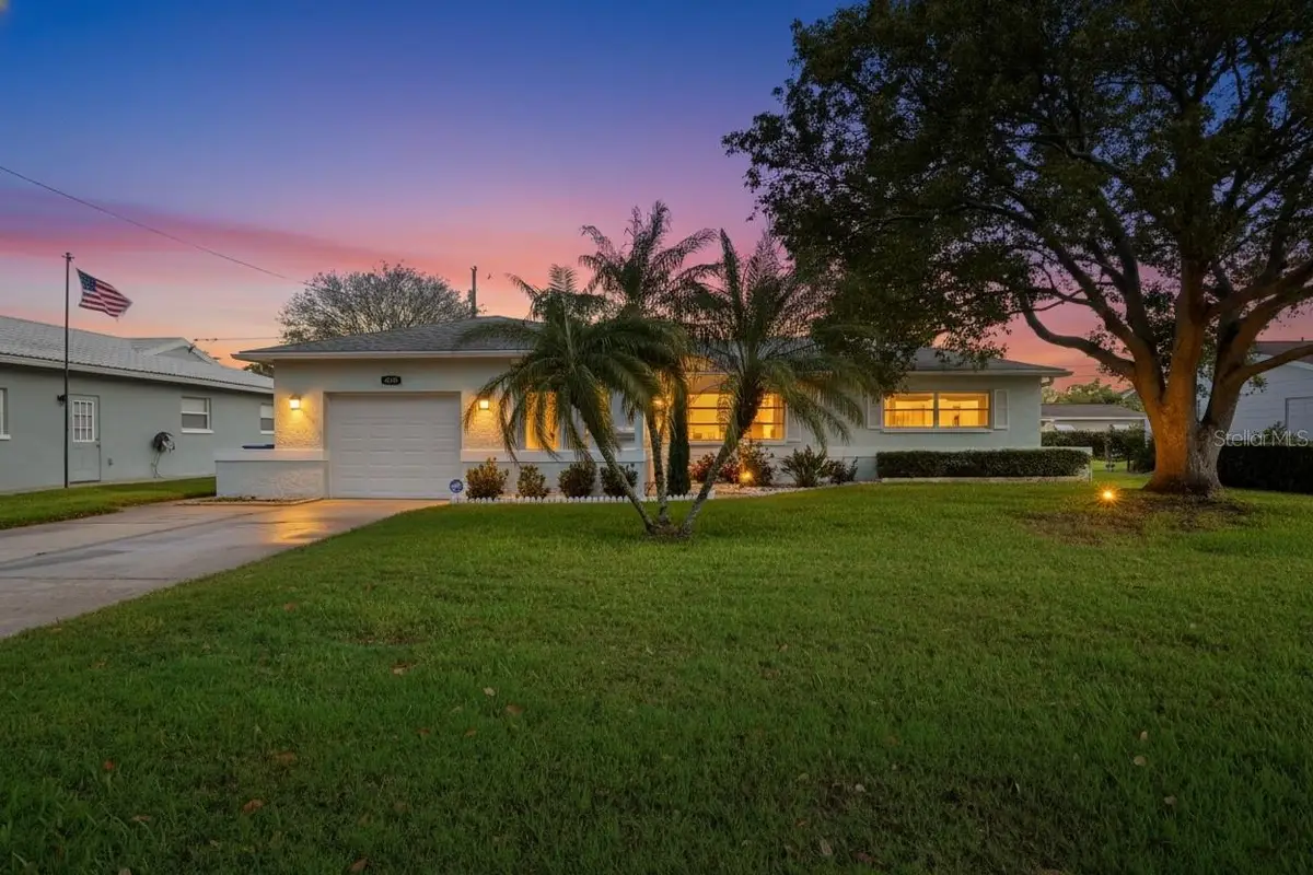 4545 34th Avenue N, Saint Petersburg, FL 33713 - #1