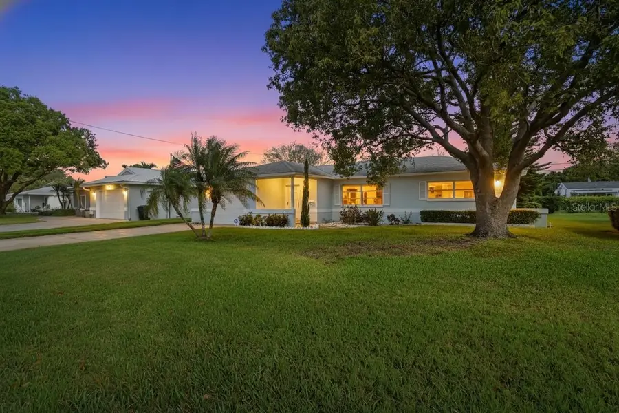 4545 34th Avenue N, Saint Petersburg, FL 33713 - #3