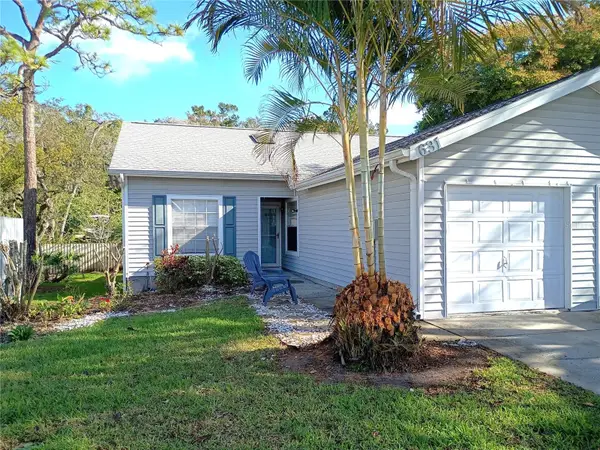 39650 Us Highway 19 N #631, TARPON SPRINGS, FL 34689