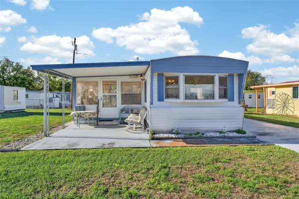 39136 Flora Avenue, ZEPHYRHILLS, FL 33542