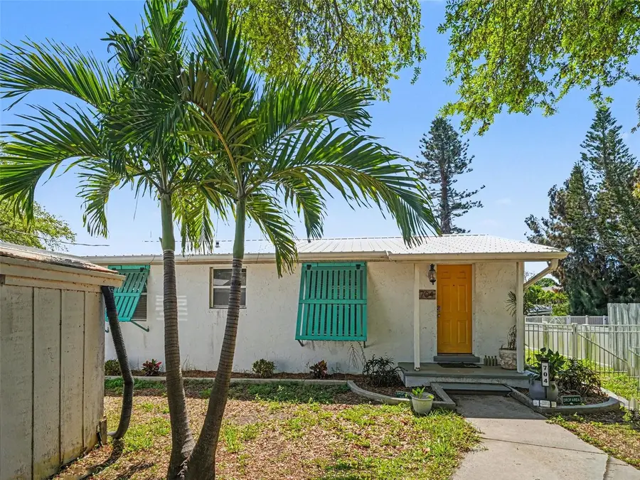 704 69th Avenue W, Bradenton, FL 34207 - #3