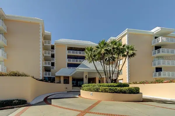 6500 Sunset Way #112, ST PETE BEACH, FL 33706