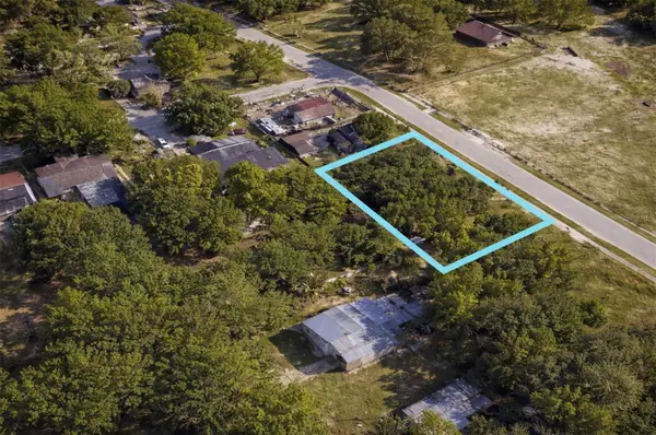 Avenue A E, WINTER HAVEN, FL 33880