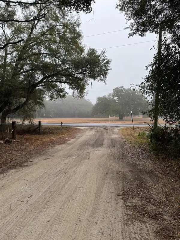 2795 SE 21st Avenue, SUMTERVILLE, FL 33585