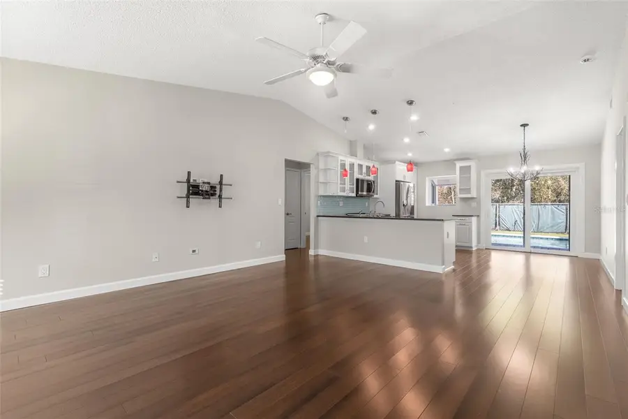 3309 W Napoleon Avenue, Tampa, FL 33611 - #3
