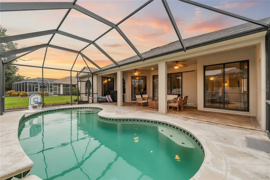 821 Greenview Dr, Apollo Beach, FL 33572 - #2