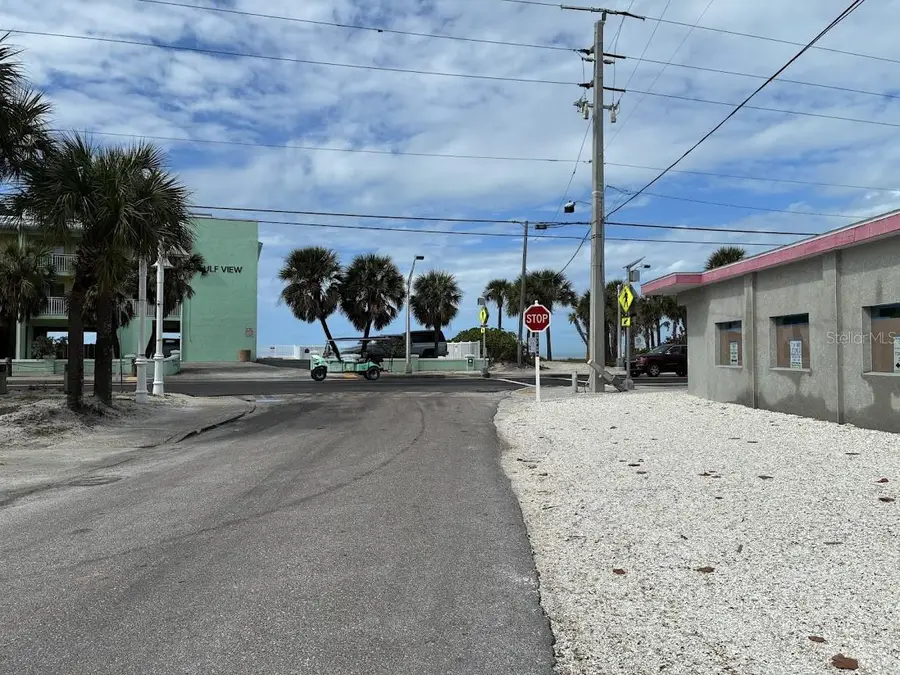 104 1st Street N, Bradenton Beach, FL 34217 - #3