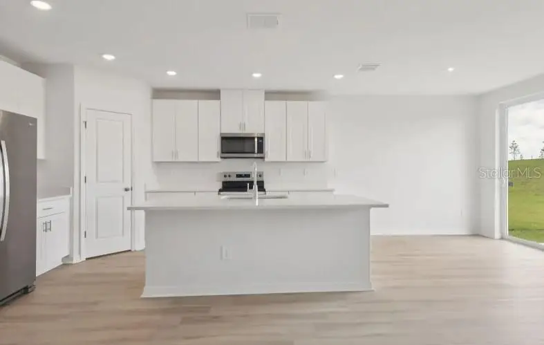 12562 Hourglass Way, Dade City, FL 33525 - #3