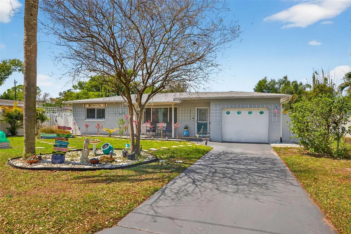 2530 51st Street N, Saint Petersburg, FL 33710 - #1