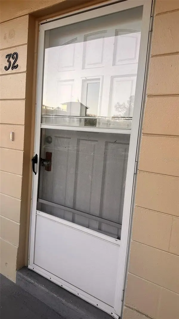 2330 Ecuadorian Way #32, CLEARWATER, FL 33763