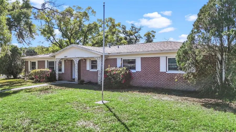 1601 Lark Lane, Brandon, FL 33510 - #2
