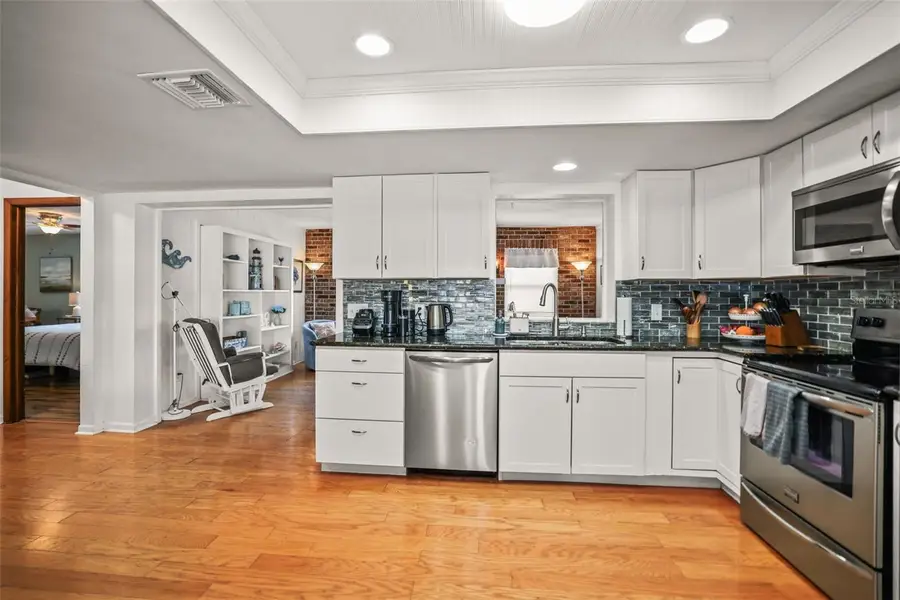 985 Gulf View Boulevard, Dunedin, FL 34698 - #2