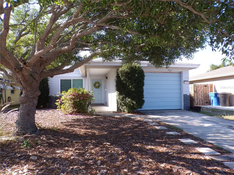 6550 3rd Avenue S, Saint Petersburg, FL 33707 - #2