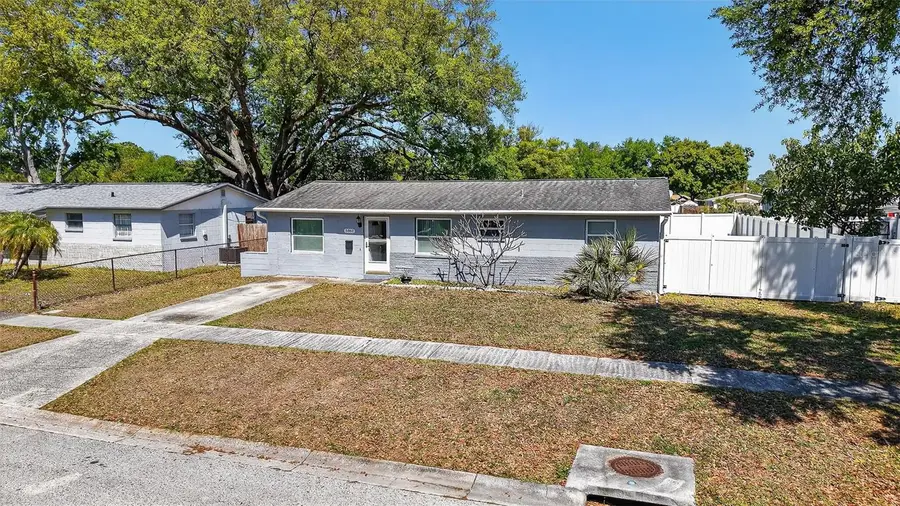 5865 92nd Avenue N, Pinellas Park, FL 33782 - #3
