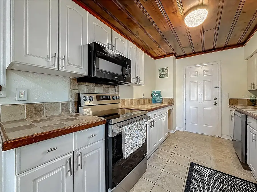 5202 9th Avenue S, Gulfport, FL 33707 - #3