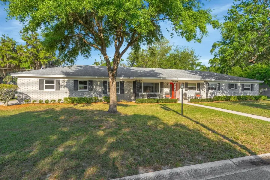 808 Coulter Pl, Brandon, FL 33511 - #3