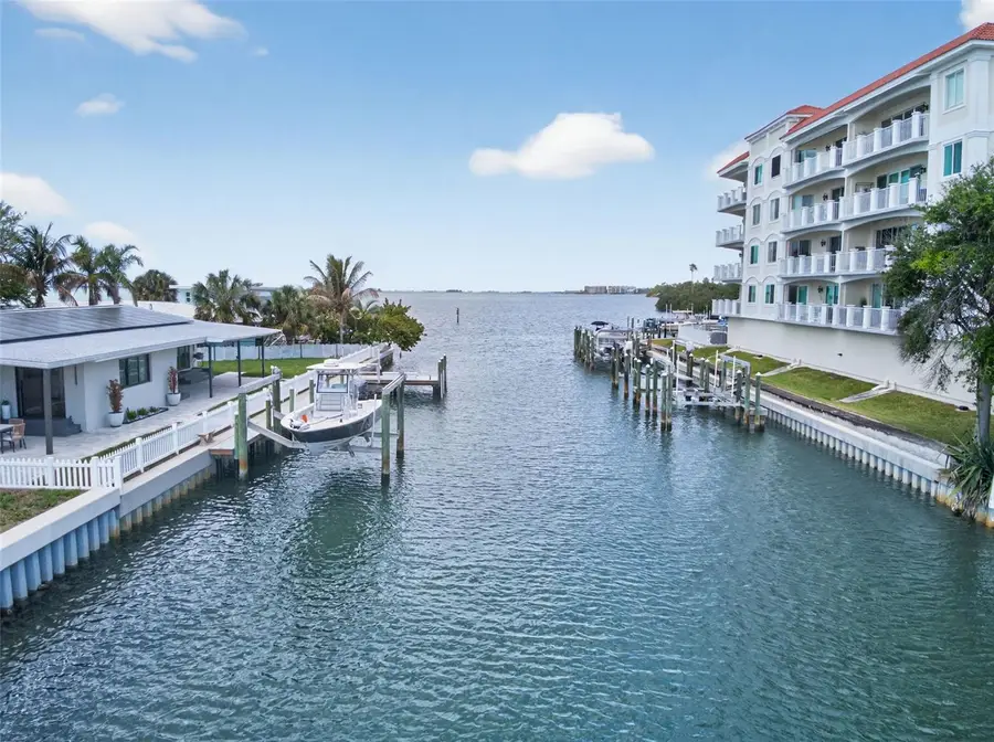 1866 Venetian Point Drive, Clearwater, FL 33755 - #2