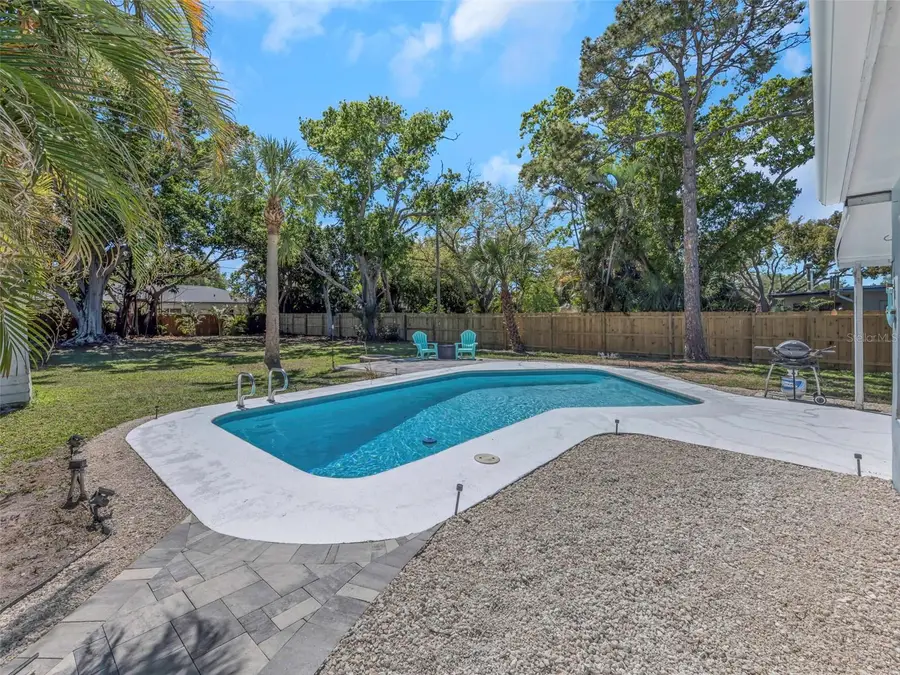 3070 Dryer Avenue, Largo, FL 33770 - #2