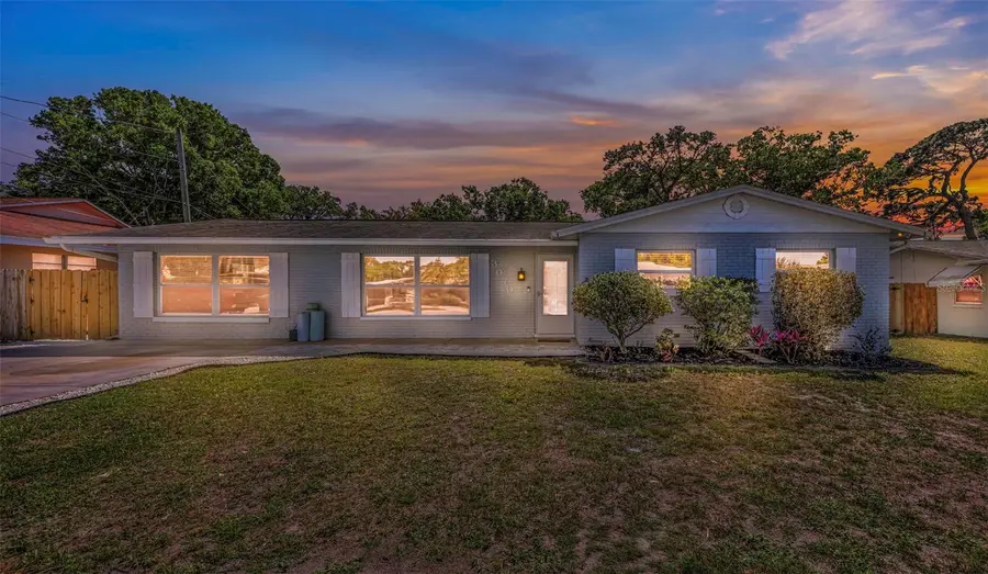 3070 Dryer Avenue, Largo, FL 33770 - #3