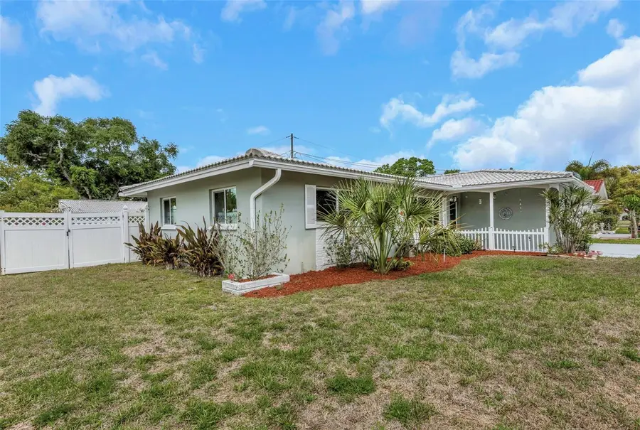 2300 Tudor Lane, Clearwater, FL 33763 - #2